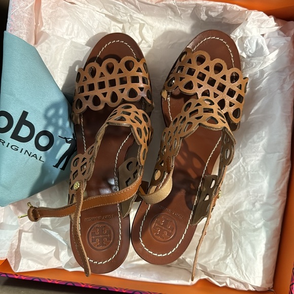 Tory Burch Nori Wedge Sandal - Picture 2 of 4